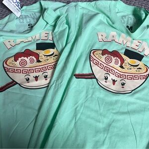 Small and medium matching ramen shirts new shirts